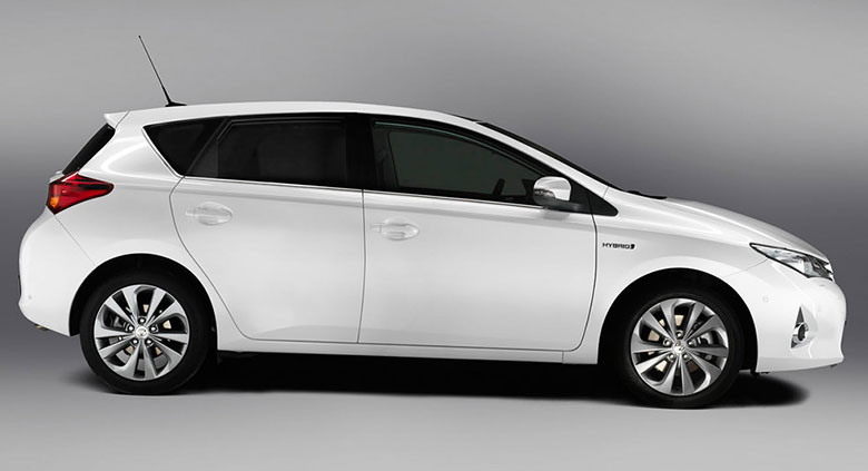 Toyota-Auris-Hybrid